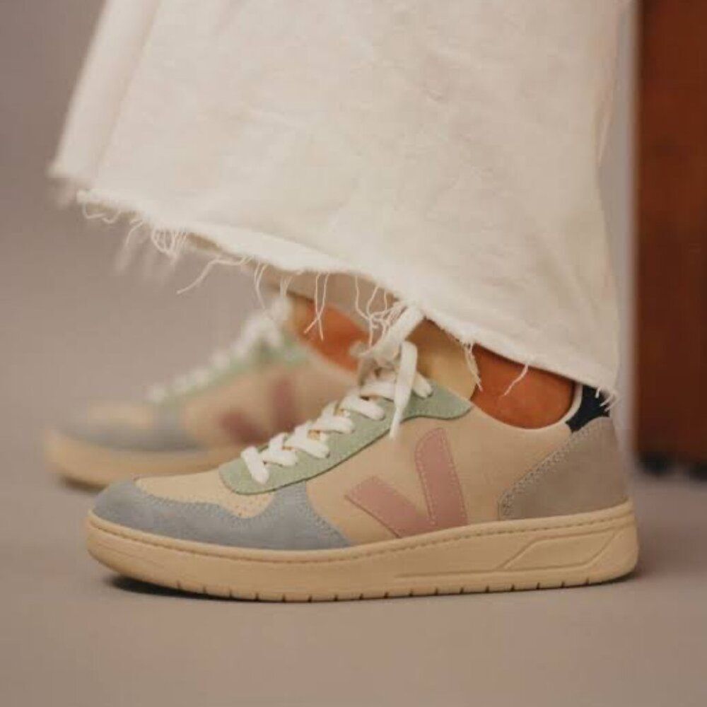 Veja Multicolor Women's Sneakers